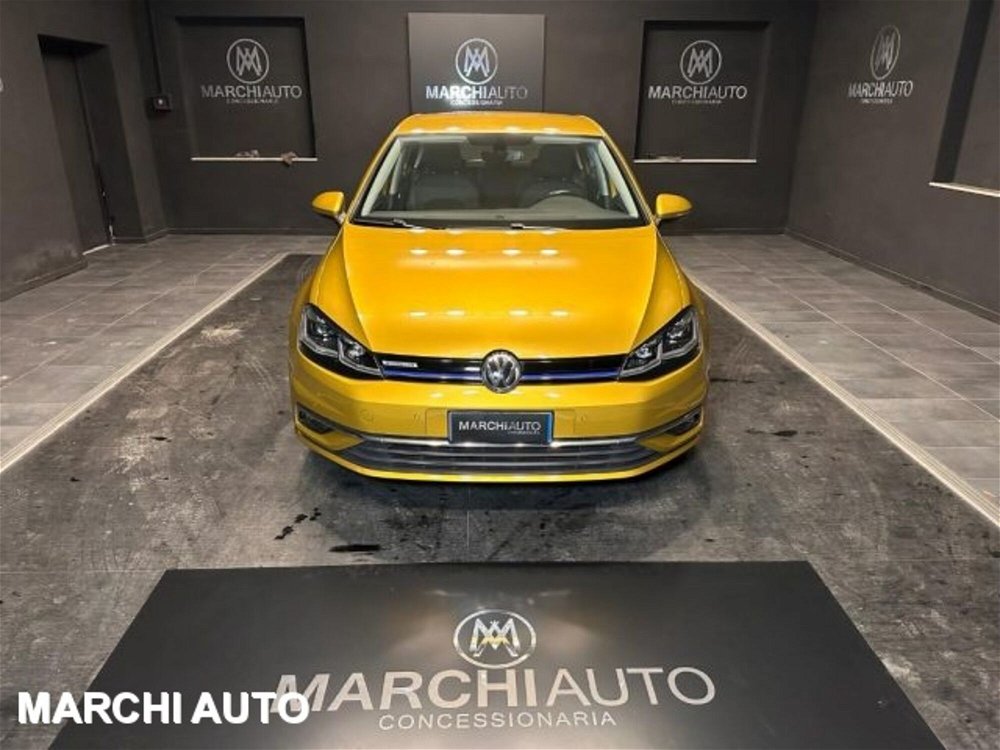 Volkswagen Golf 1.4 TGI 5p. Highline BlueMotion  del 2018 usata a Bastia Umbra (2)