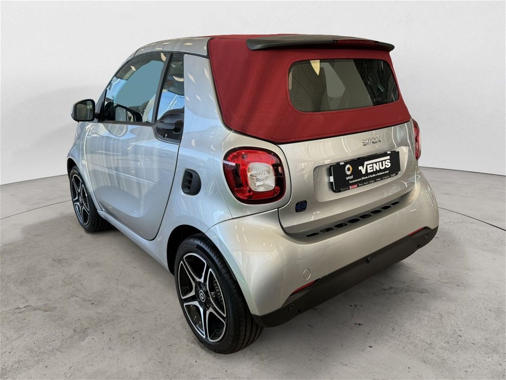 smart Fortwo Cabrio electric drive cabrio nuova a Milano (4)