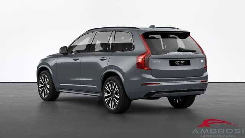 Volvo XC90 nuova a Viterbo (3)