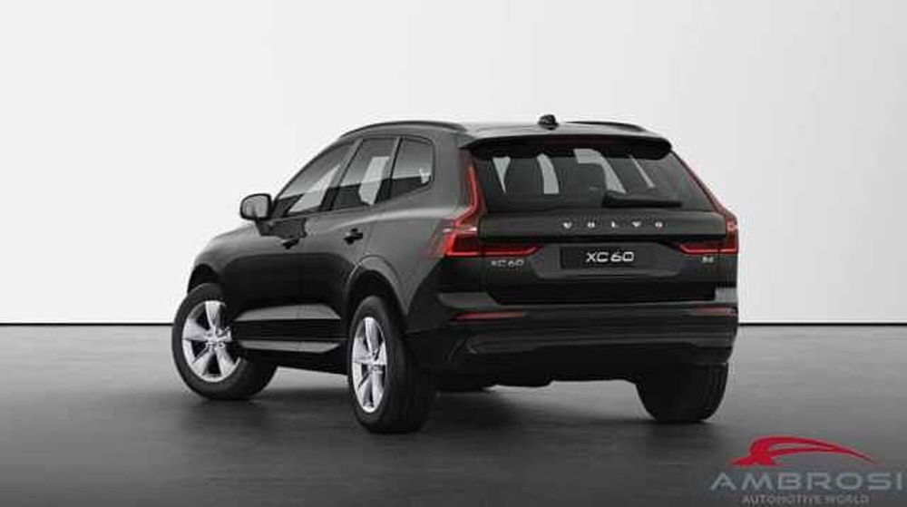 Volvo XC60 nuova a Viterbo (3)