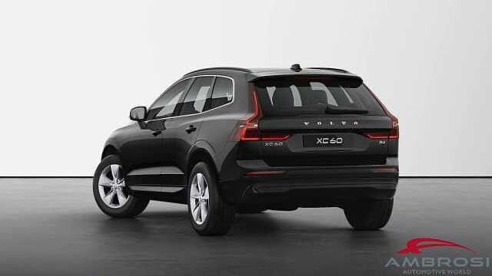 Volvo XC60 nuova a Viterbo (3)