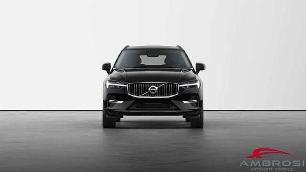 Volvo XC60 nuova a Viterbo (5)