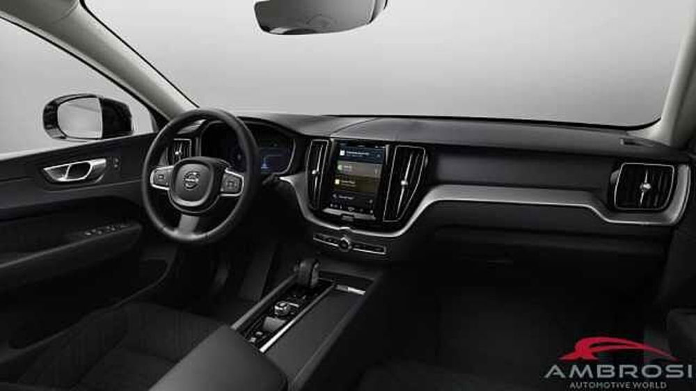 Volvo XC60 nuova a Viterbo (7)