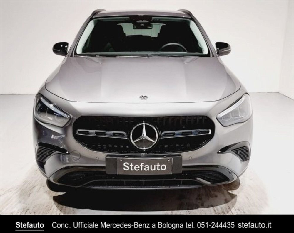 Mercedes-Benz GLA SUV 180 d Automatic Progressive Advanced Plus nuova a Castel Maggiore (4)