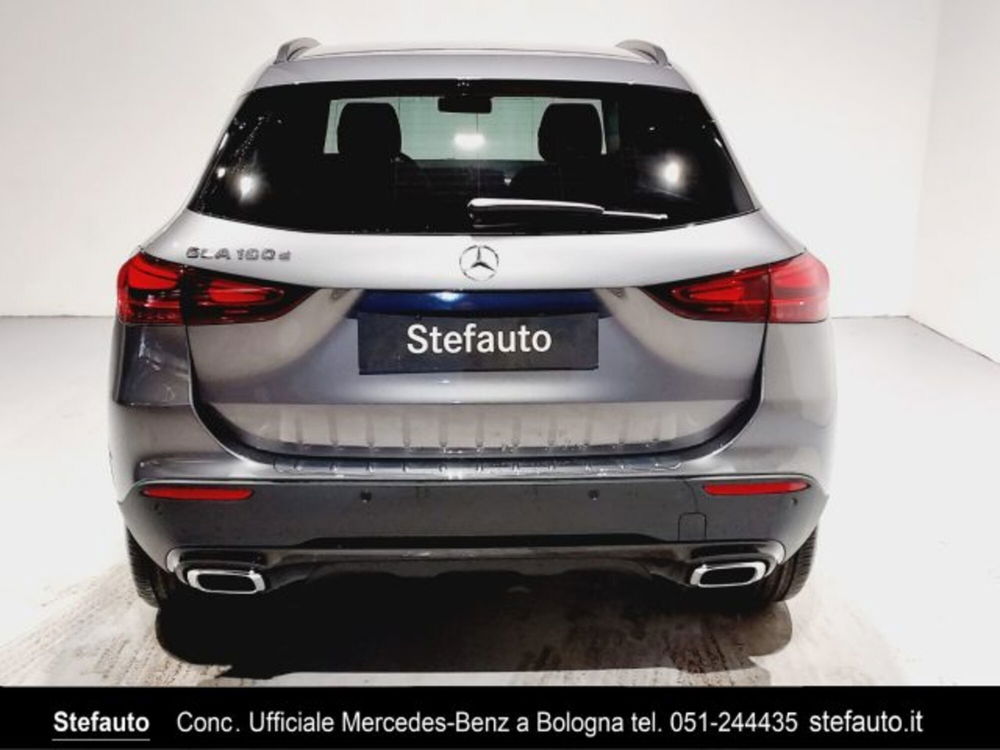 Mercedes-Benz GLA SUV nuova a Bologna (6)