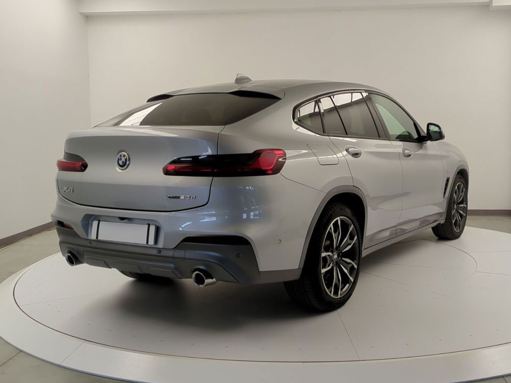 BMW X4 usata a Avellino (7)