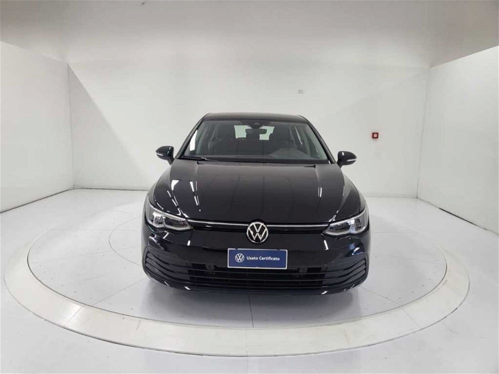 Volkswagen Golf 1.0 eTSI EVO DSG Life del 2021 usata a Catanzaro (2)