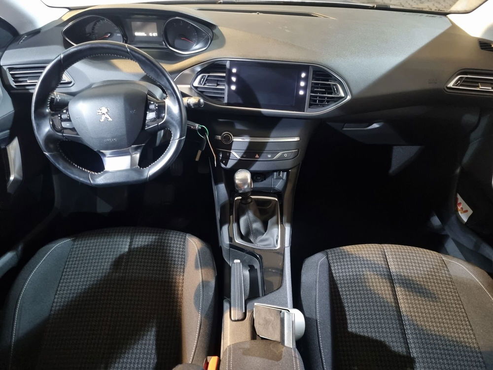 Peugeot 308 SW usata a Pistoia (8)