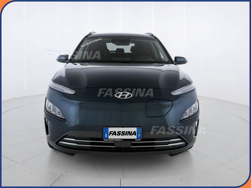 Hyundai Kona EV 39 kWh Exclusive del 2023 usata a Milano (2)