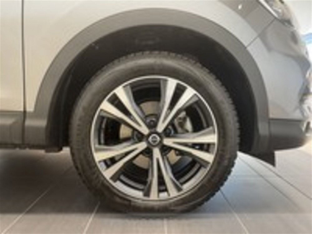 Nissan Qashqai 1.3 DIG-T 140 CV Acenta Premium del 2021 usata a Pordenone (4)