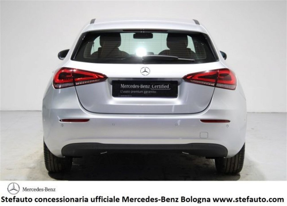 Mercedes-Benz Classe A 180 d Digital Edition auto del 2020 usata a Castel Maggiore (4)