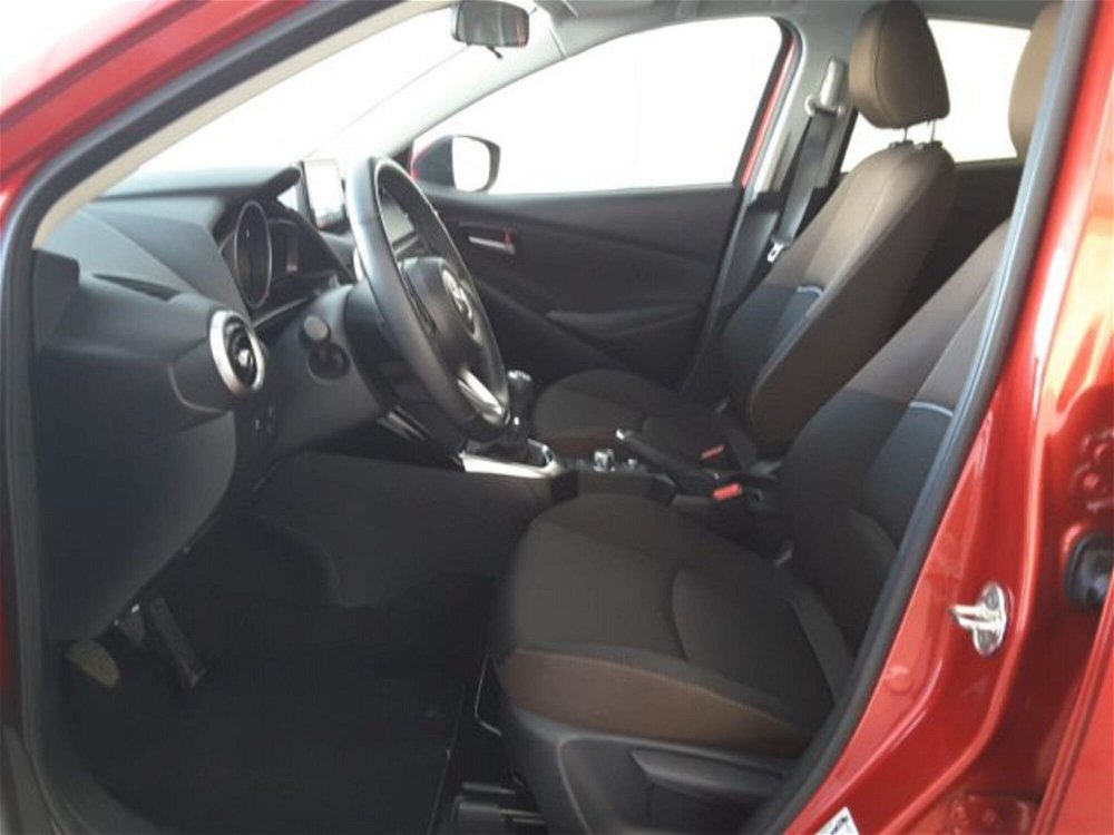 Mazda Mazda2 1.5 e-Skyactiv-G 90 CV M Hybrid Evolve del 2022 usata a Firenze (5)
