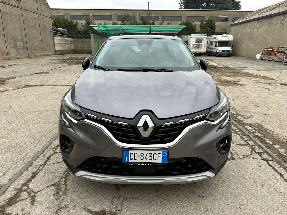 Renault Captur Plug-in Hybrid E-Tech 160 CV Intens  del 2020 usata a Lissone (5)