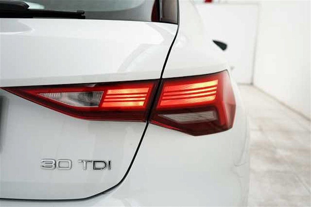 Audi A3 Sportback 30 TDI Business Advanced  del 2021 usata a Varese (5)