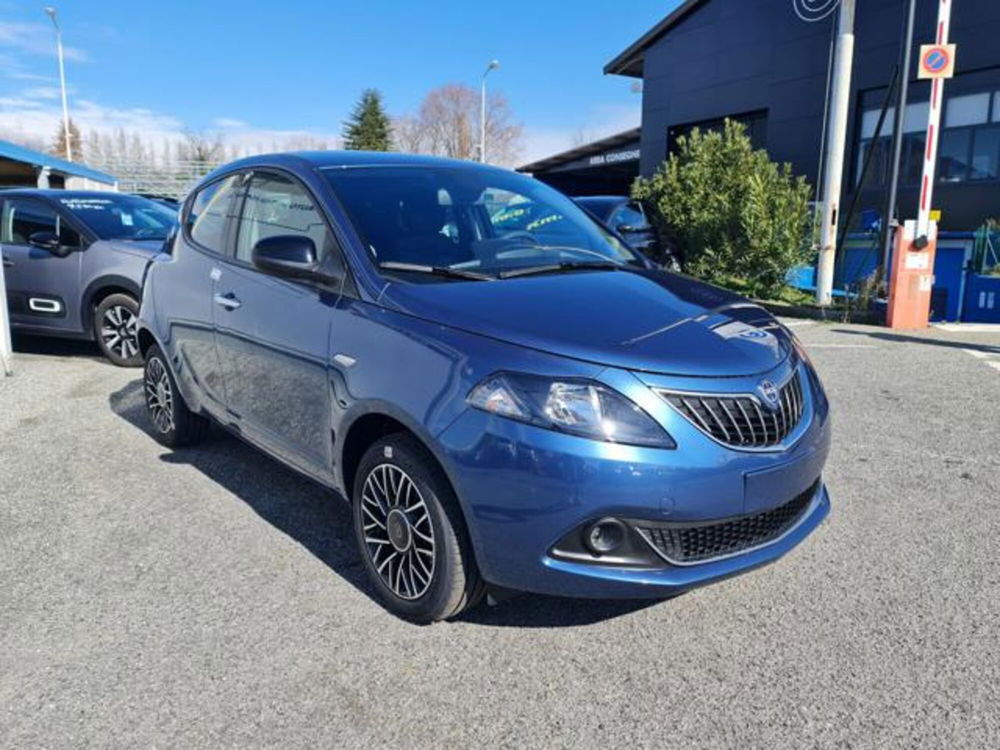 Lancia Ypsilon nuova a Torino (11)