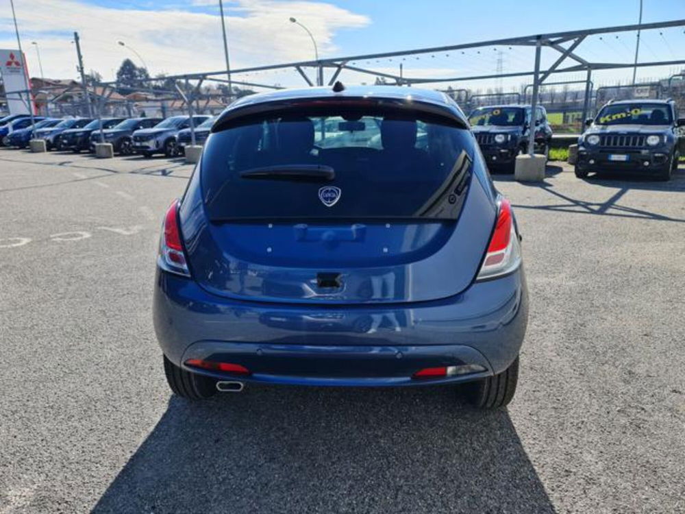 Lancia Ypsilon nuova a Torino (8)