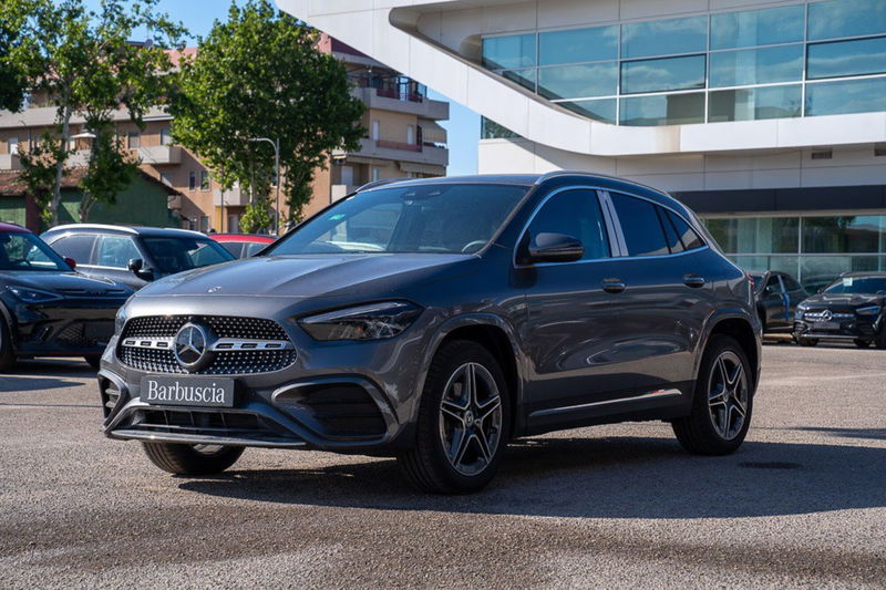 Mercedes-Benz GLA SUV 250 e phev AMG Line Advanced Plus auto nuova a Pescara