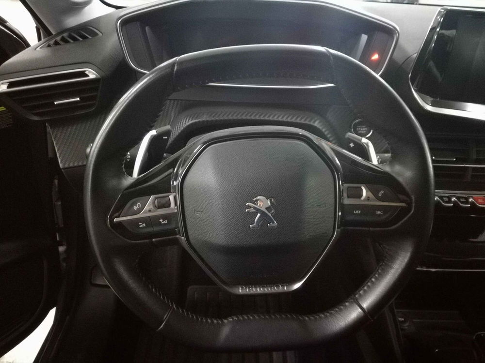 Peugeot 208 usata a Salerno (9)