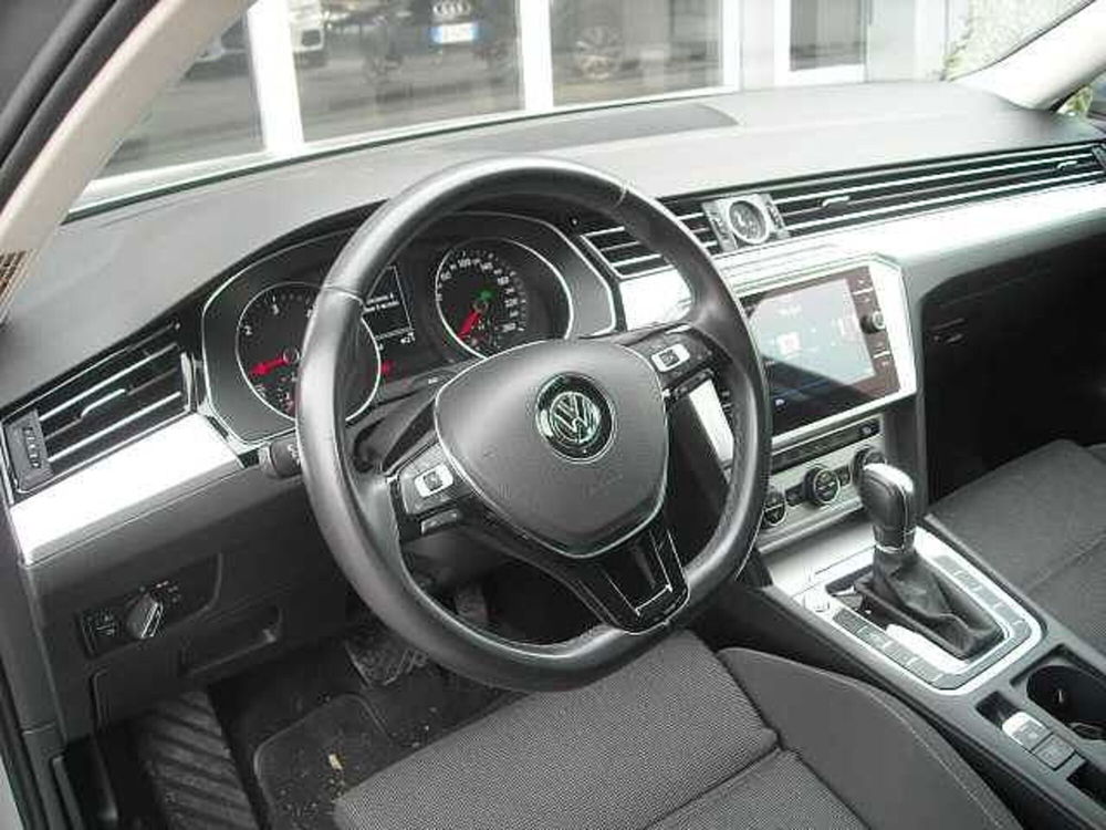 Volkswagen Passat Variant usata a Lucca (16)