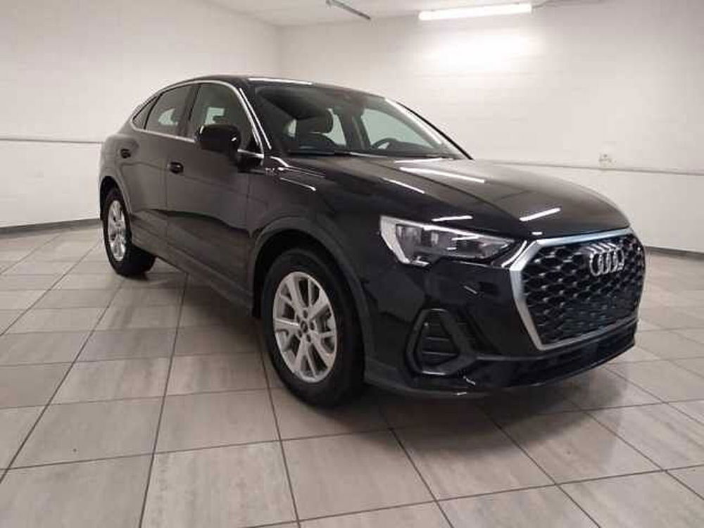 Audi Q3 Sportback nuova a Cuneo (3)