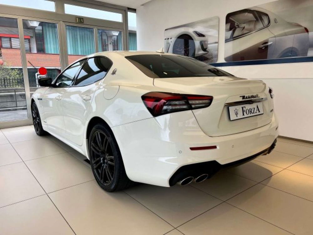 Maserati Ghibli Ghibli L4 330 CV MHEV Gransport del 2023 usata a Venaria Reale (5)