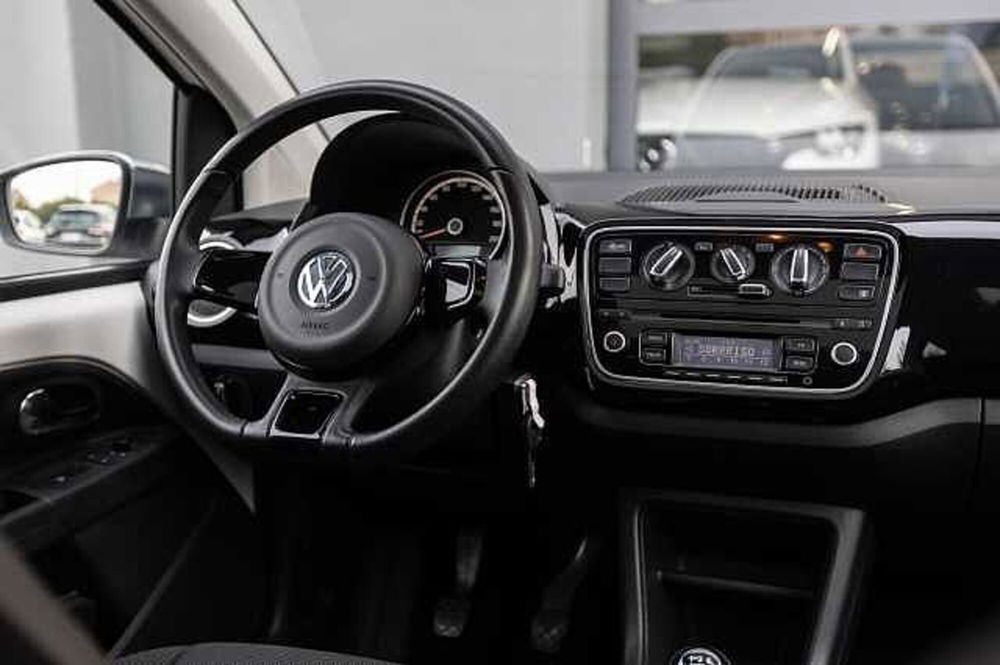 Volkswagen up! usata a Treviso (10)