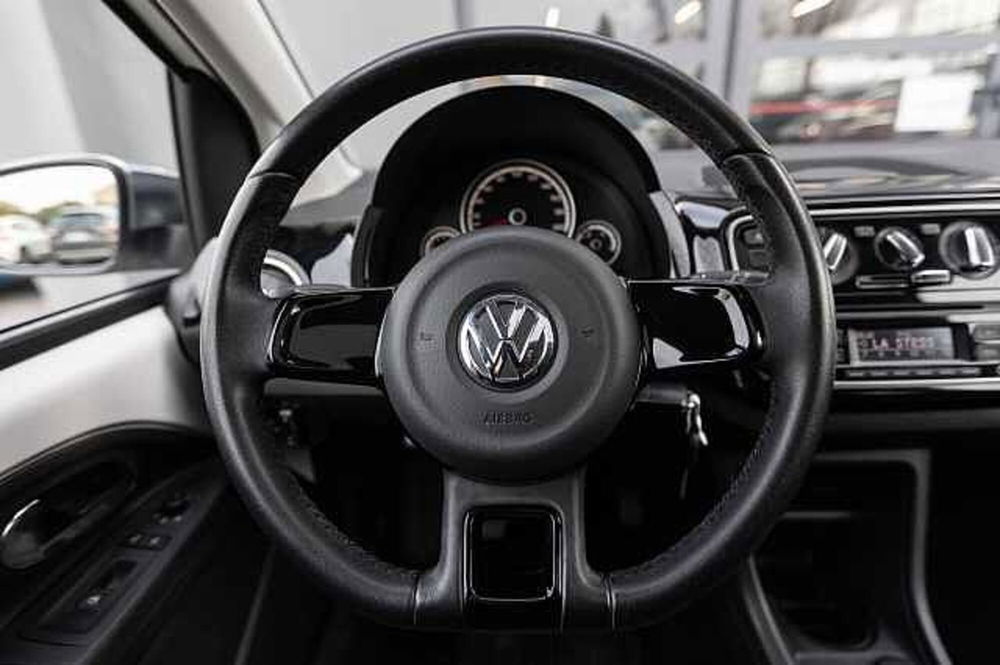 Volkswagen up! usata a Treviso (12)