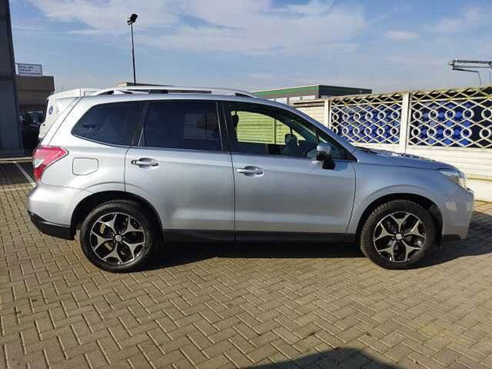 Subaru Forester 2.0d Style  del 2016 usata a Airasca (5)