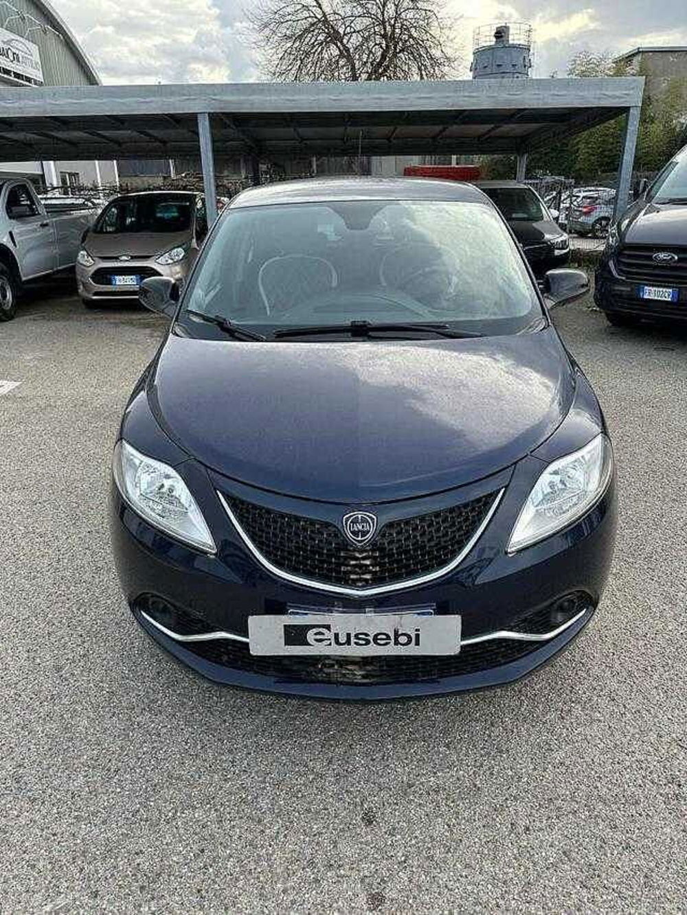 Lancia Ypsilon usata a Pesaro-Urbino (3)