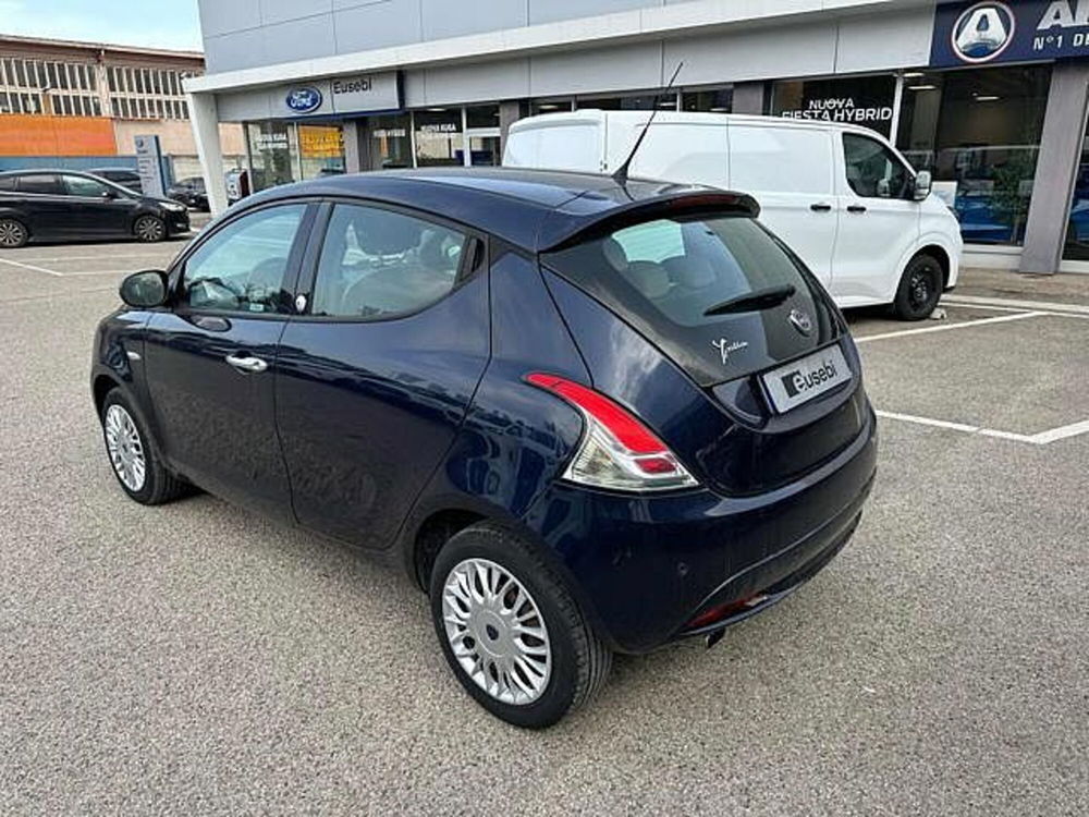 Lancia Ypsilon usata a Pesaro-Urbino (7)