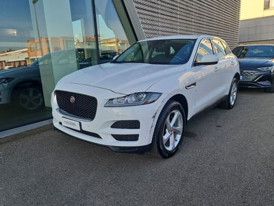 Jaguar F-Pace 2.0 D 180 CV AWD aut. Prestige  del 2020 usata a Modena