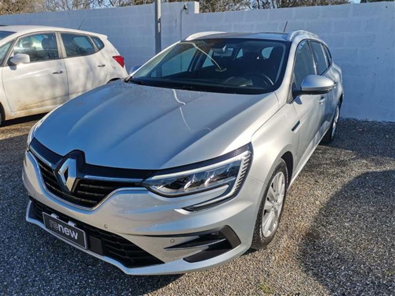 Renault M&eacute;gane Sporter Blue dCi 115 CV Business  del 2022 usata a Lecce