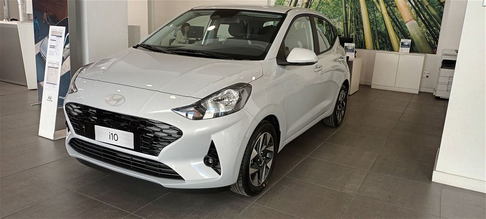 Hyundai i10 1.0 MPI Connectline nuova a Castellammare di Stabia (3)