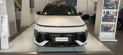 Hyundai Kona 1.0 T-GDI XTech  nuova a Castellammare di Stabia