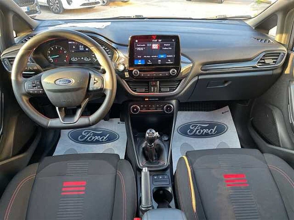 Ford Fiesta 1.0 EcoBoost 125CV 5 porte ST-Line del 2022 usata a Pescara (5)