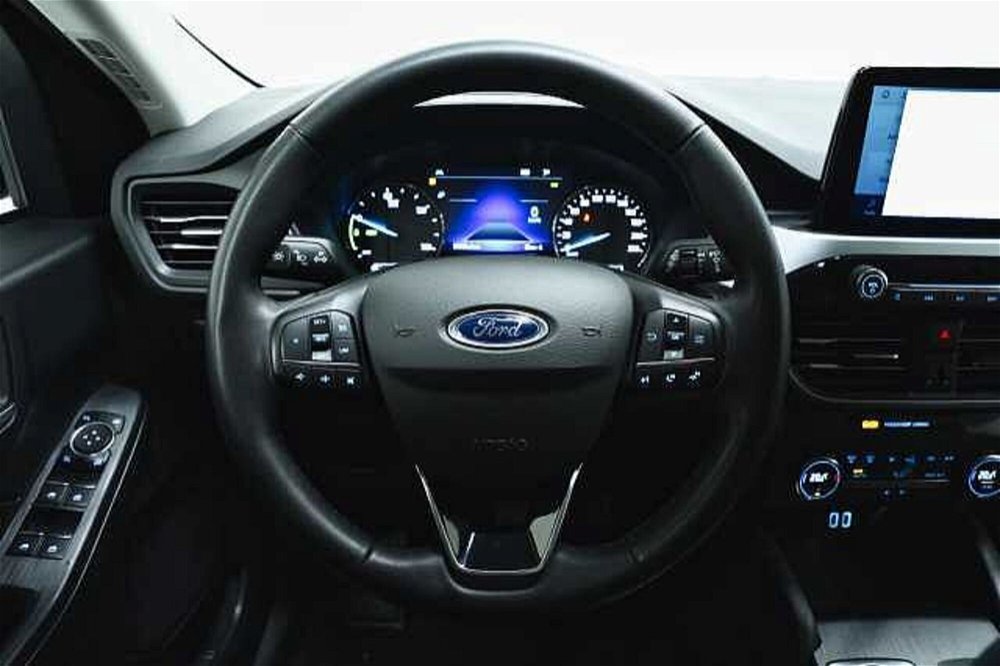 Ford Kuga 2.5 Full Hybrid 190 CV CVT 2WD Titanium X del 2022 usata a Barni (5)
