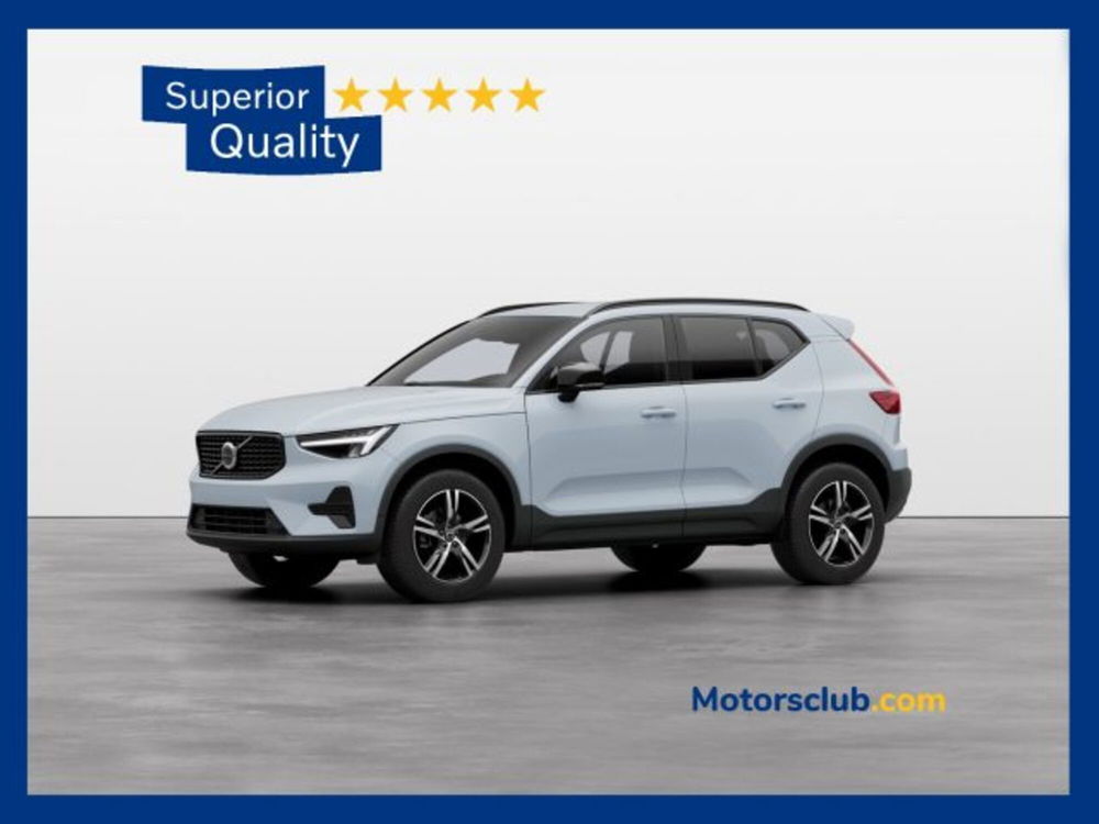 Volvo XC40 B3 automatico Essential  nuova a Modena