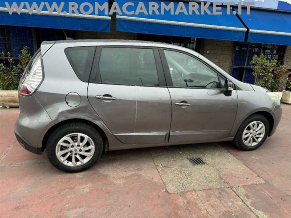 Renault Scénic 1.5 dCi 110CV Limited  del 2015 usata a Roma (2)