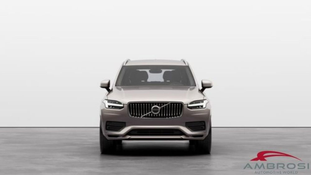 Volvo XC90 nuova a Perugia (4)