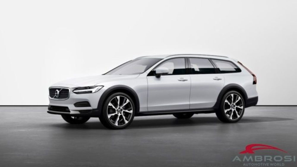 Volvo V90 Cross Country nuova a Perugia