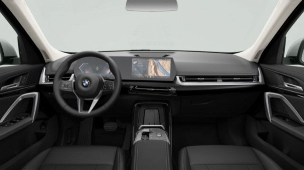 BMW X1 sDrive 18i xLine nuova a Verona (4)