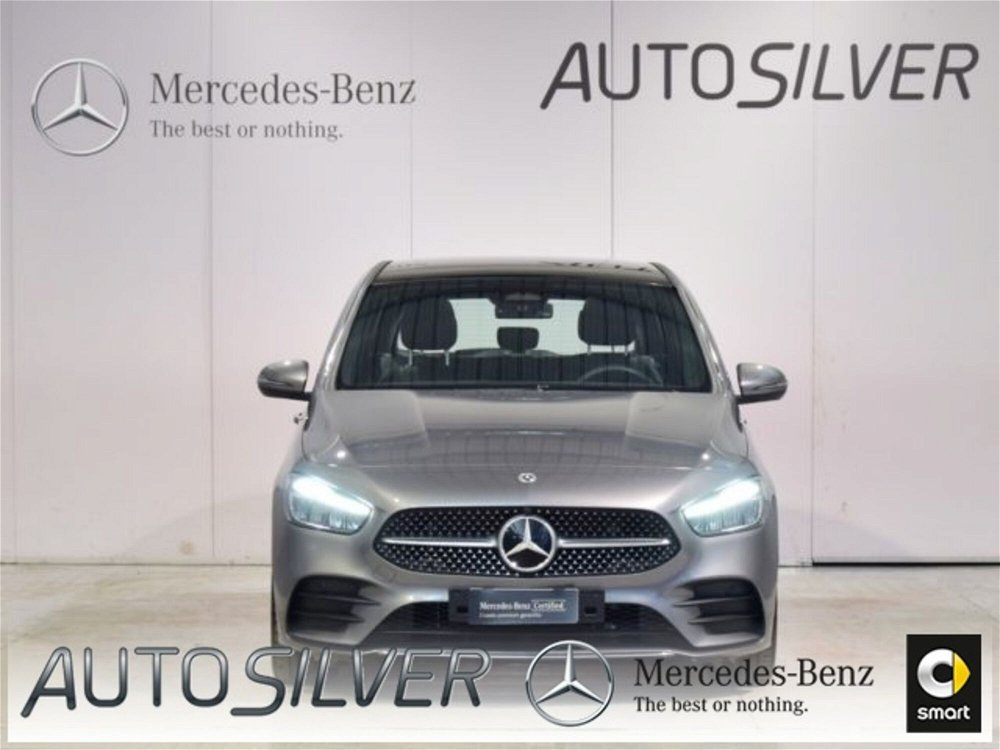 Mercedes-Benz Classe B 180 Automatic Premium AMG Line del 2023 usata a Verona (3)