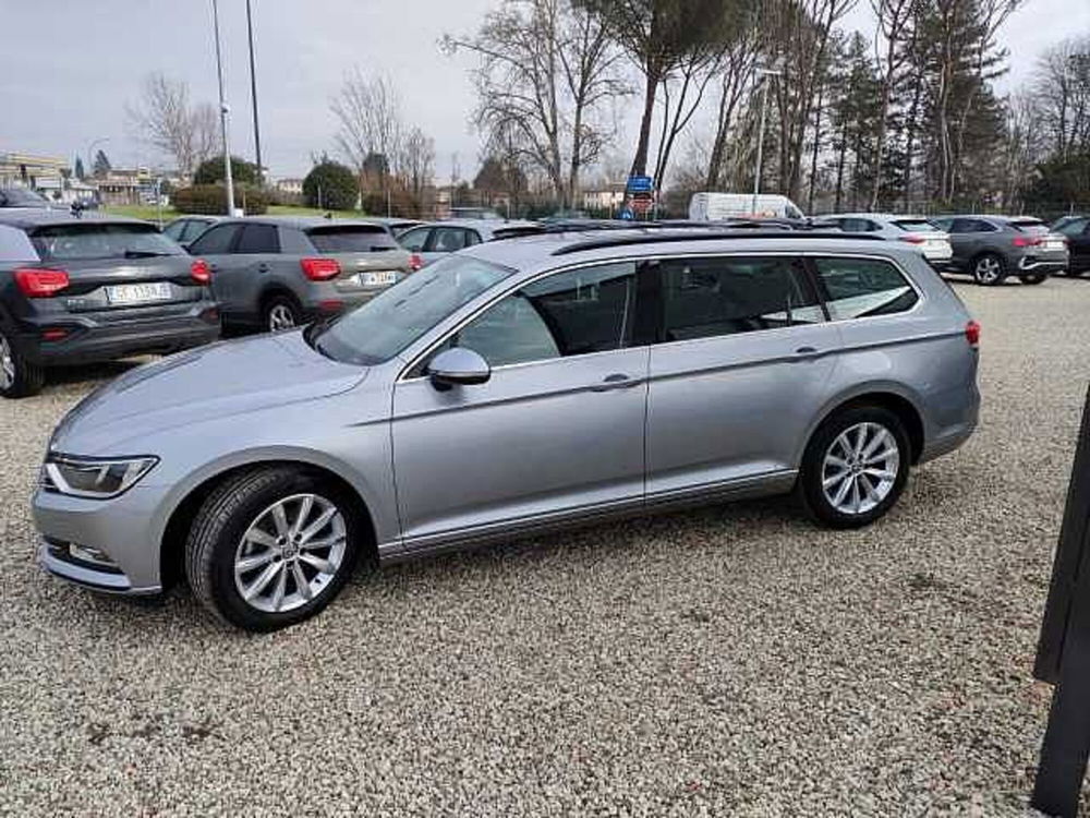 Volkswagen Passat Variant usata a Lucca