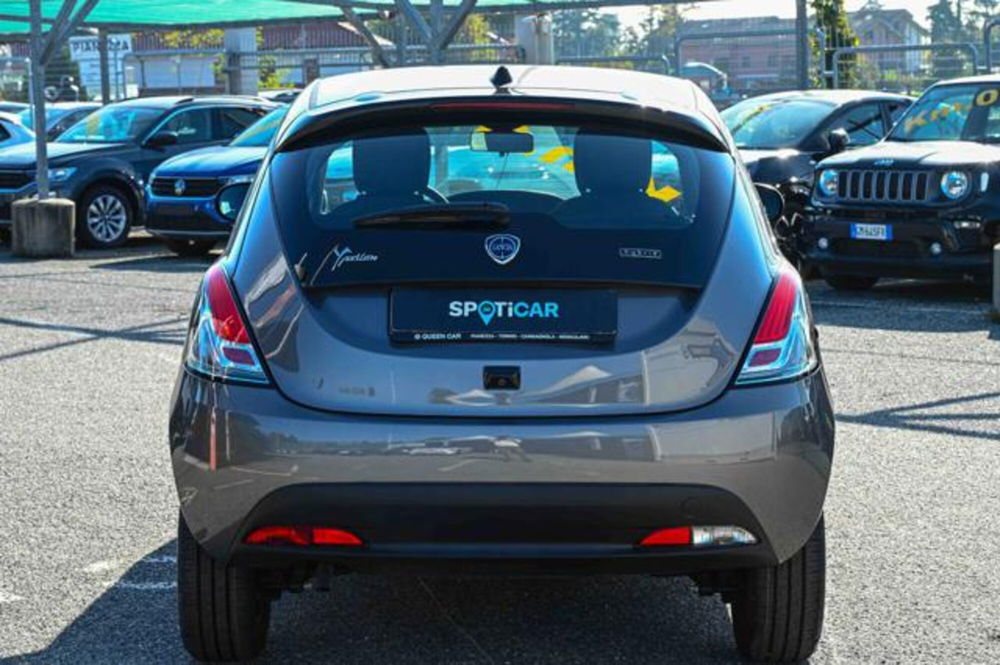 Lancia Ypsilon nuova a Torino (6)