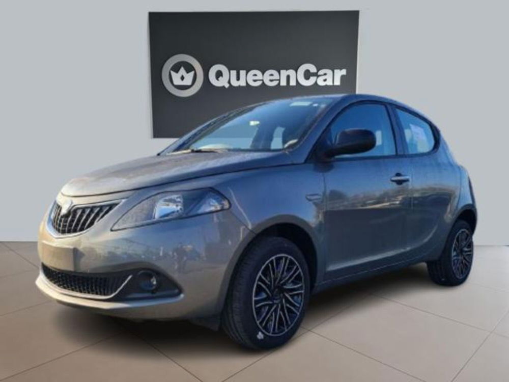 Lancia Ypsilon nuova a Torino