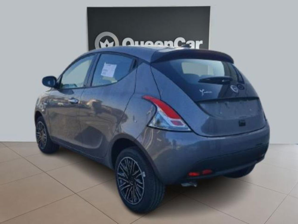 Lancia Ypsilon nuova a Torino (19)