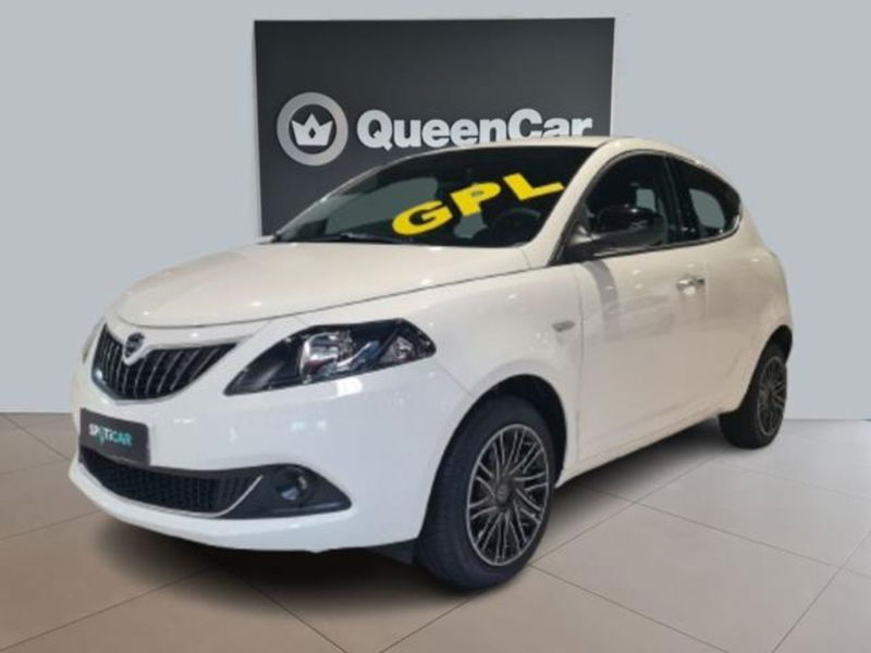 Lancia Ypsilon 1.2 69 CV 5 porte GPL Gold Plus nuova a Pianezza