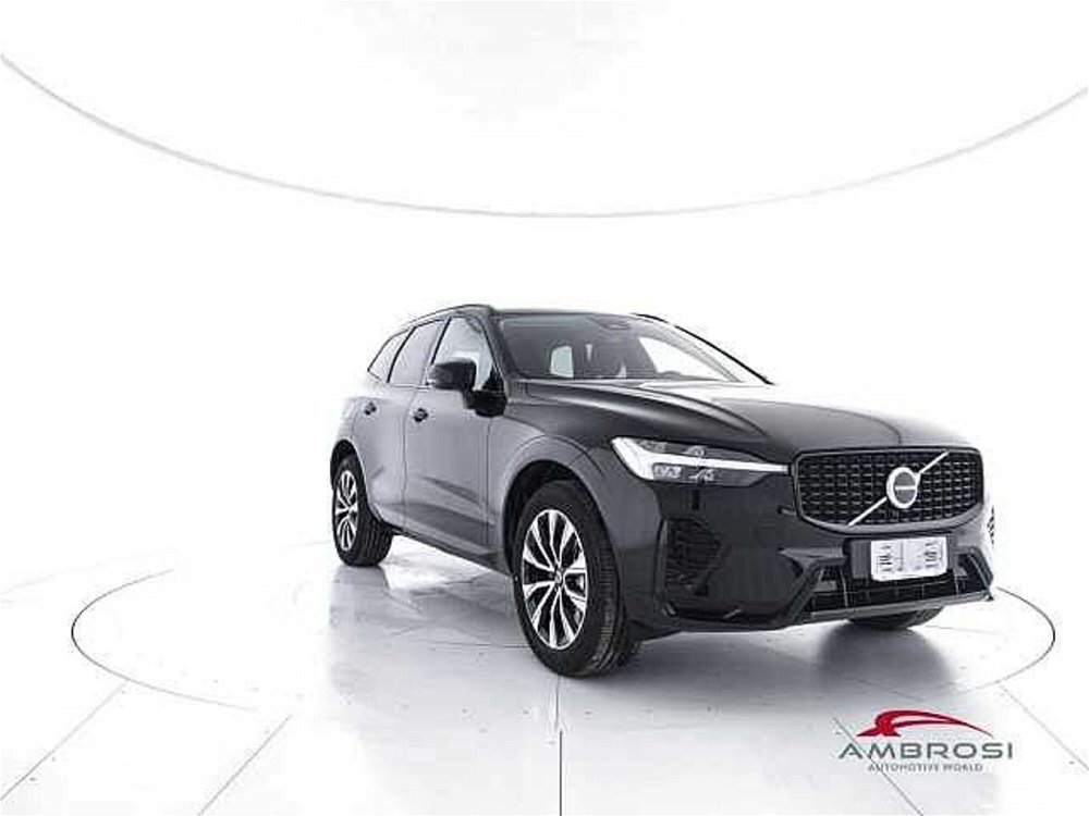 Volvo XC60 T6 Recharge AWD Plug-in Hybrid aut. Ultimate Dark nuova a Corciano (2)