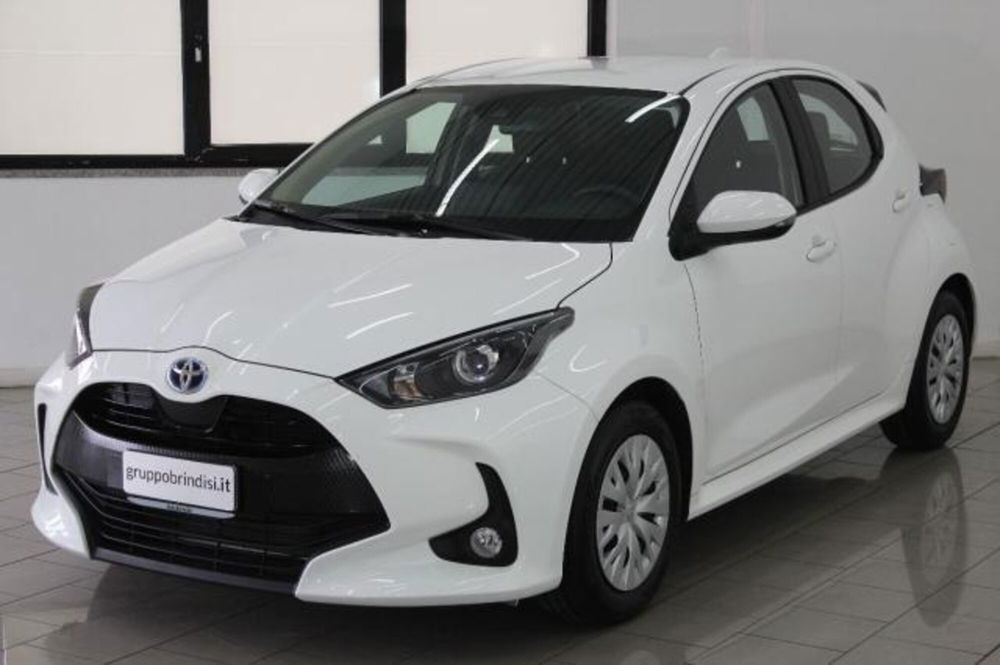 Toyota Yaris Cross 1.5 Hybrid 5p. E-CVT Active del 2022 usata a Potenza (3)