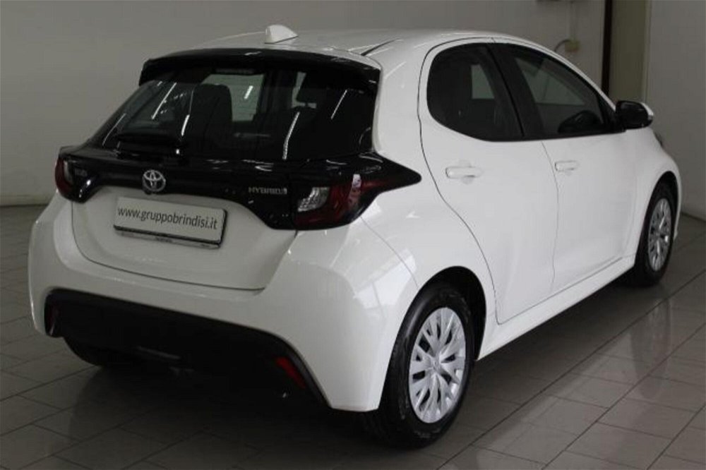 Toyota Yaris Cross 1.5 Hybrid 5p. E-CVT Active del 2022 usata a Potenza (4)